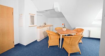 Fairway Hotel