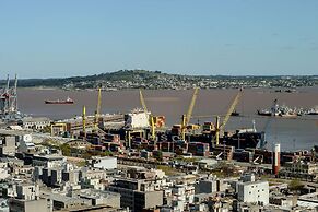 Radisson Montevideo Victoria Plaza Hotel
