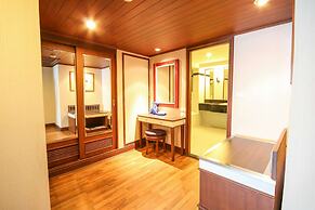 Golden Tulip Sovereign Hotel Bangkok