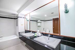 Golden Tulip Sovereign Hotel Bangkok