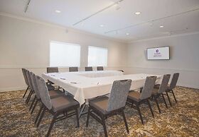 Coast Canmore Hotel & Conference Centre