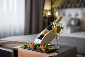 Radisson Blu Hotel & Suites GRT Chennai