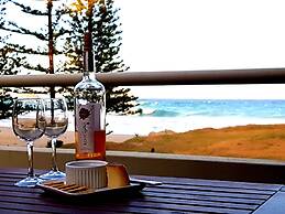 Nautilus Beachfront Villas & Spa