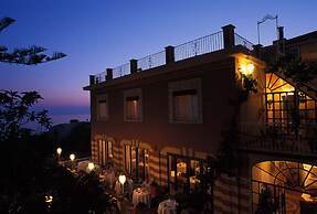 Villa Cheta Hotel & Restaurant