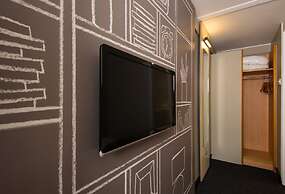 ibis Plymouth