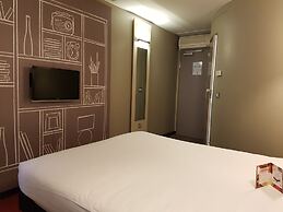 ibis Sheffield City