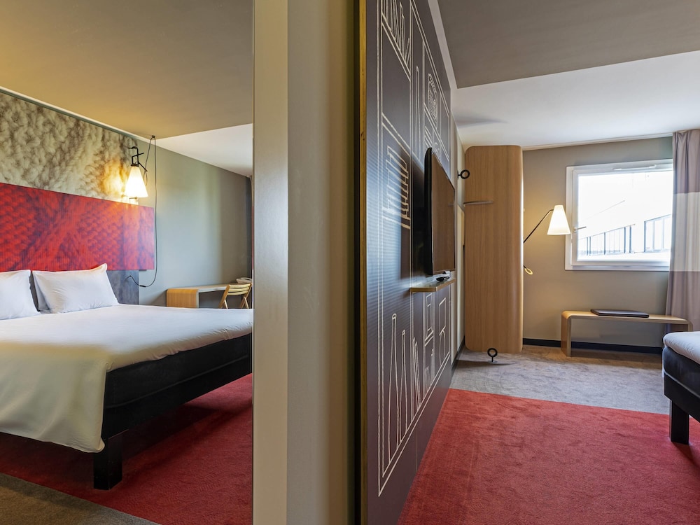 ibis Paris Pantin Eglise