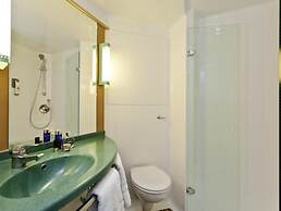 ibis London Thurrock M25