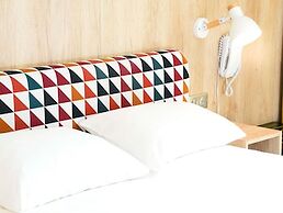 ibis Styles Caen Centre Historique
