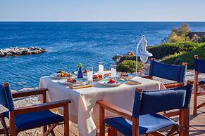 Grand Resort Lagonissi