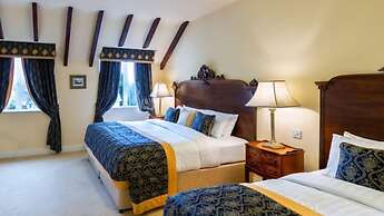 Earls Court House Hotel