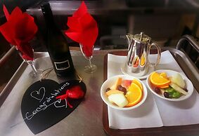 Earls Court House Hotel