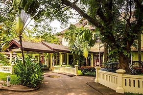 Settha Palace Hotel