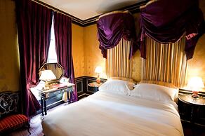 L'Hotel