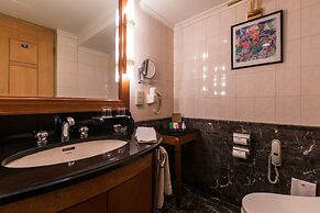 Ruishi Hotel Dalian