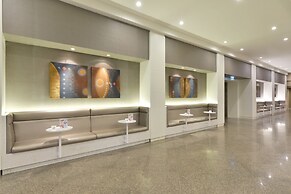 Twin Towers Hotel