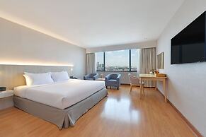 Twin Towers Hotel