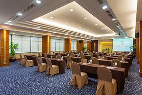 Twin Towers Hotel