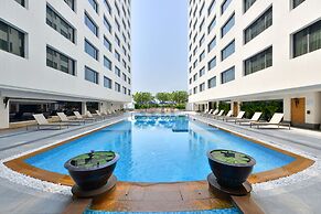 Twin Towers Hotel