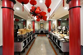 Twin Towers Hotel