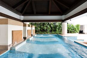 Twin Towers Hotel