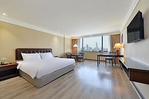 Twin Towers Hotel