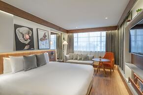 Melia White House Hotel