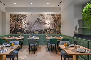Hotel Cambon