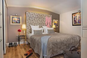 Hotel Cambon
