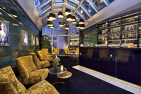 Das Carls Hotel