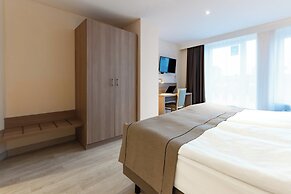 Garner Hotel Dusseldorf Main Station by IHG