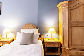 Garner Hotel Dusseldorf Main Station by IHG