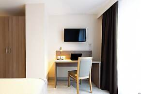 Garner Hotel Dusseldorf Main Station by IHG