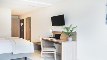 Garner Hotel Dusseldorf Main Station by IHG