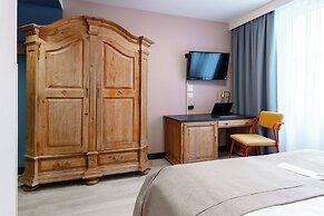Garner Hotel Dusseldorf Main Station by IHG