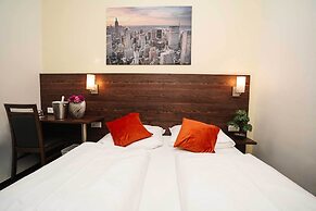 Hotel Little Paris