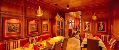 Hotel Little Paris