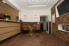 Hotel Little Paris