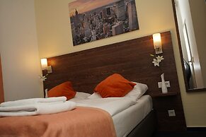 Hotel Little Paris