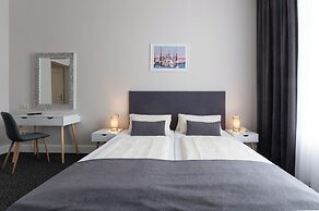 Hotel Commodore
