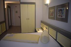 Hotel Avenue