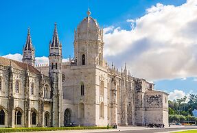 Legendary Lisboa Suites