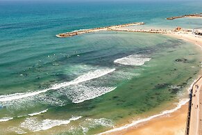 Carlton Tel Aviv Hotel