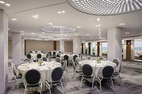 Carlton Tel Aviv Hotel