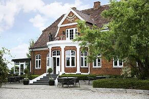 Skjalm Hvide Hotel