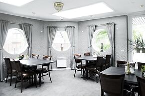 Skjalm Hvide Hotel