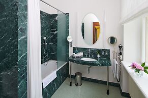 Hotel Schloss Eckberg