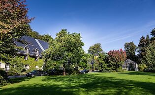 Hotel Schloss Eckberg