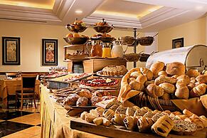 Ramada by Wyndham Naples