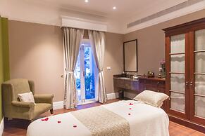 Taj Connemara